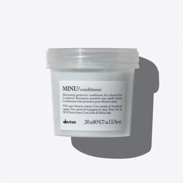 MINU Conditioner at Opulence Hair